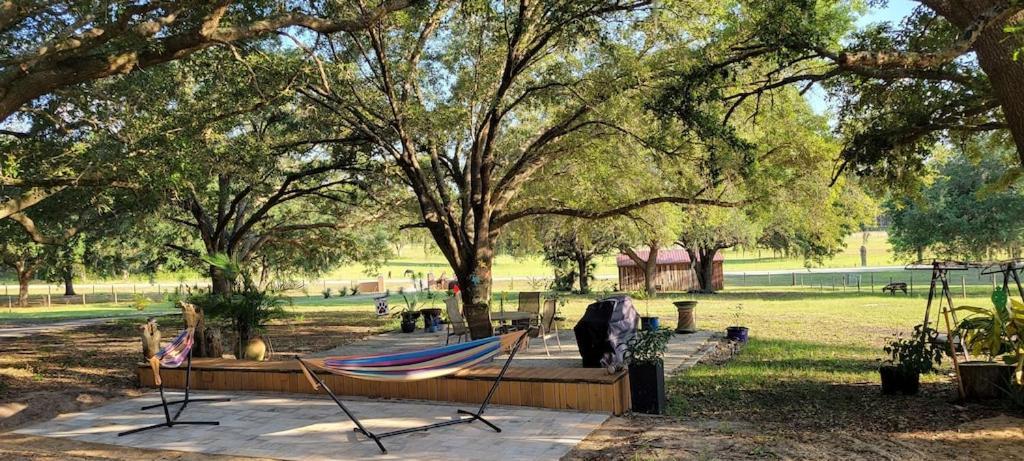 Charming Country Retreat Home Clermont Bagian luar foto